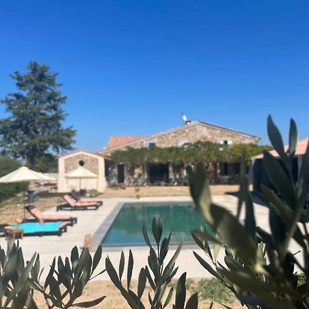 Les Mazets Du Pas Hotel Gréoux-les-Bains Buitenkant foto